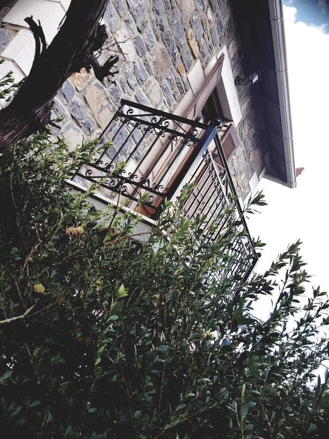 Malevos Traditional Houses Agios Petros  エクステリア 写真